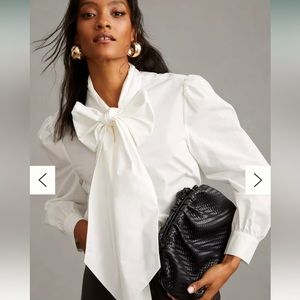 NWT adjustable bow button up blouse